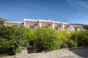 Lemon Trees Apartment